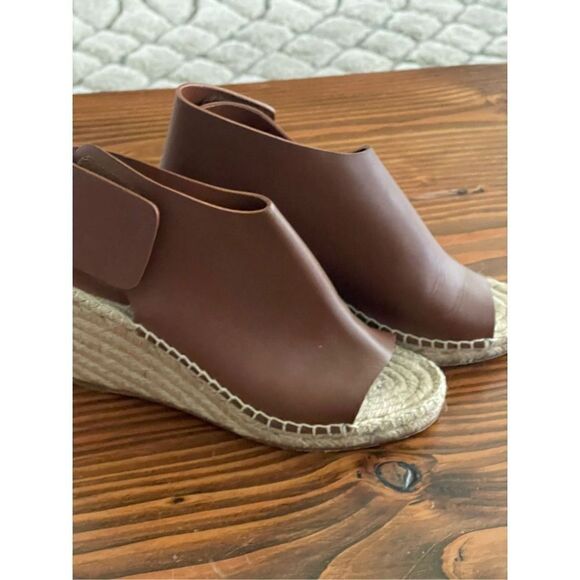 Celine Tan leather wedge espadrilles - Picture 4 of 11